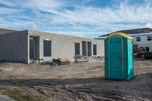 Portable Toilet Options We Offer in Oaklawn Sunview, KS